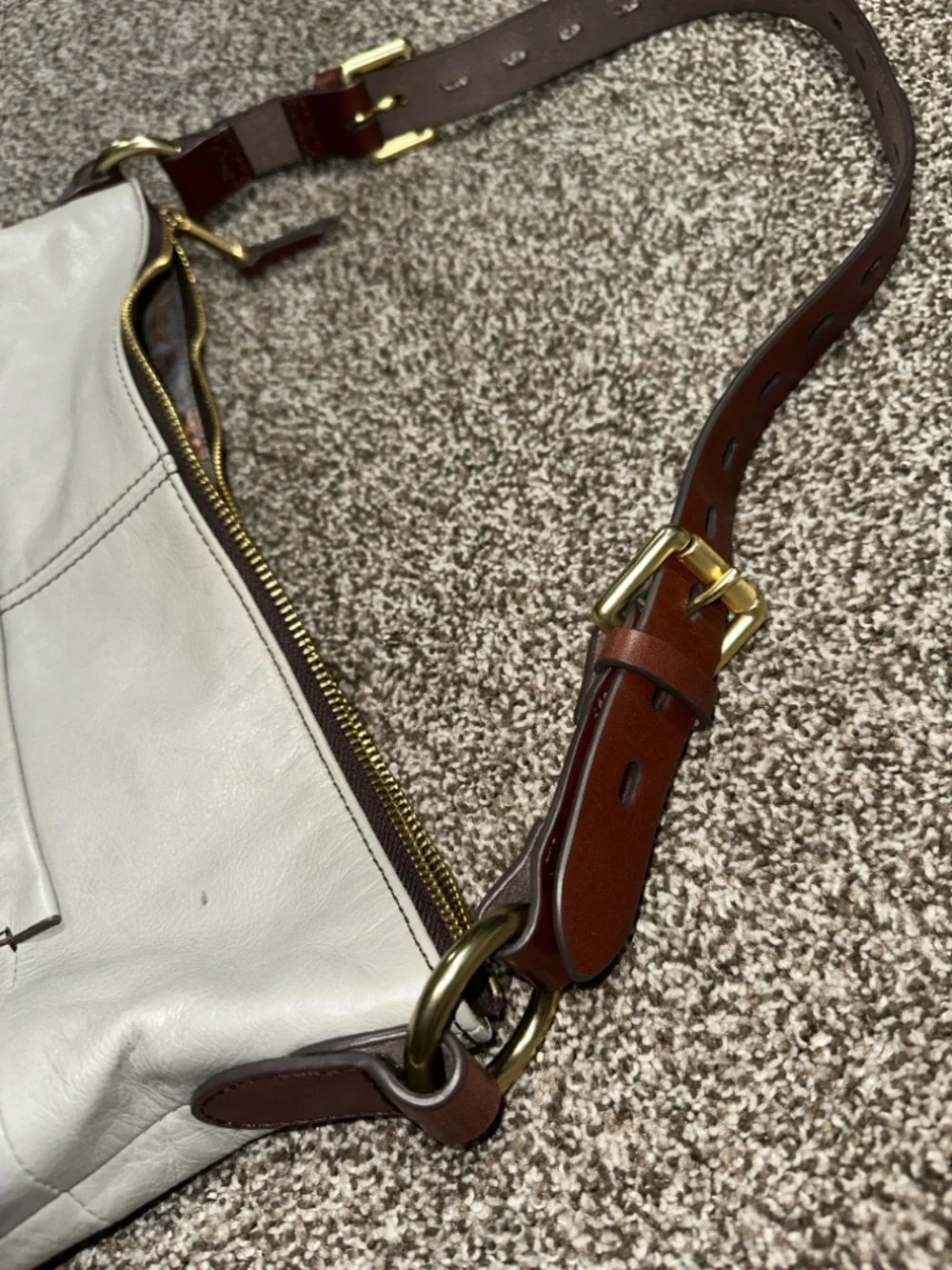 Hobo Charlie leather Shoulder Bag in Light Gray with Brown Strap